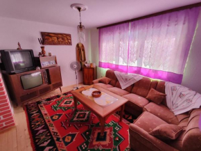 Retro Retreat Izačić